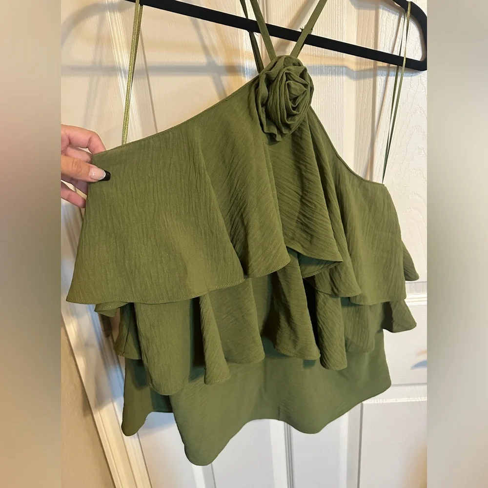 CeCe Floral Detail Layered Ruffle Halter Blouse, Olive Green, Sz Large